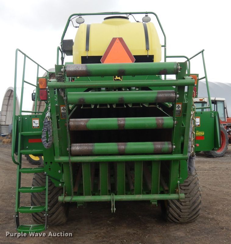 image for item IP9122 2016 John Deere L340  large square baler