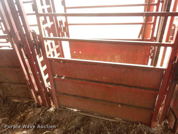 image for item IP9123 Cowco livestock chute