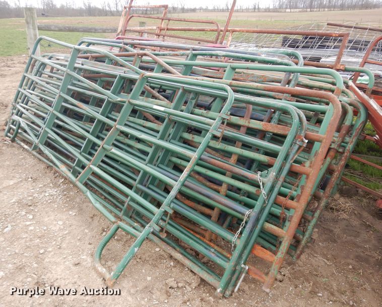 image for item IP9126 Approximately 27 livestock panels