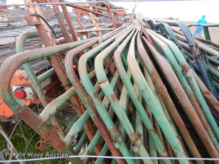 image for item IP9126 Approximately 27 livestock panels