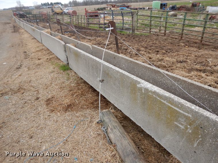 image for item IP9127 (10) concrete feed bunks