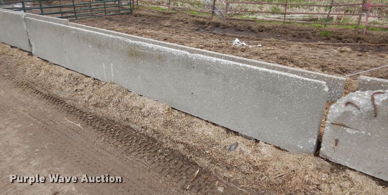 image for item IP9127 (10) concrete feed bunks