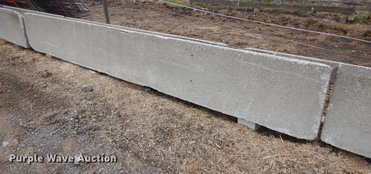 image for item IP9127 (10) concrete feed bunks