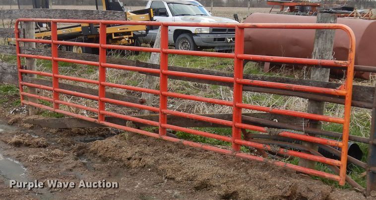 image for item IP9128 Approximately 25 livestock panels