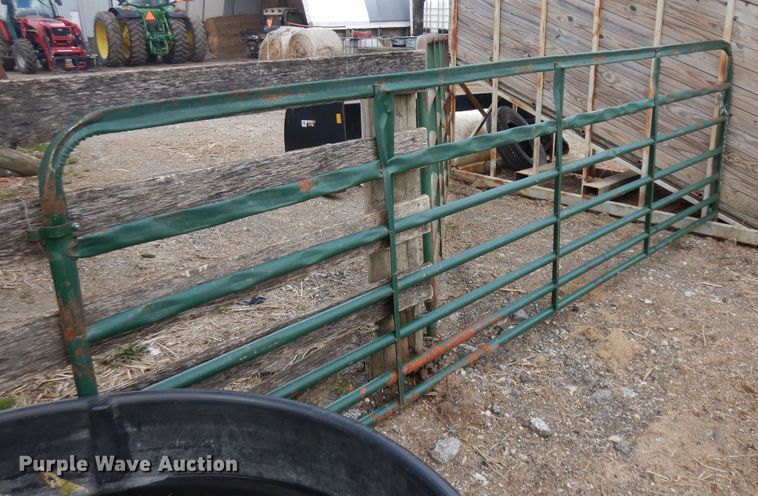 image for item IP9128 Approximately 25 livestock panels