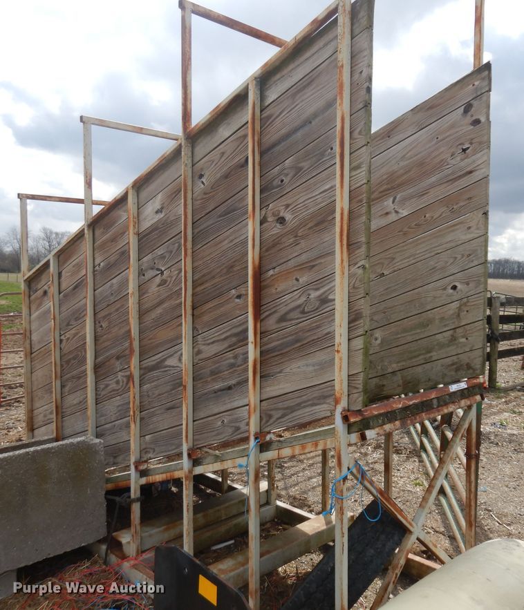 image for item IP9129 Livestock loading chute