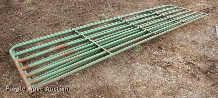 image for item IP9134 Approximately 8 livestock panels