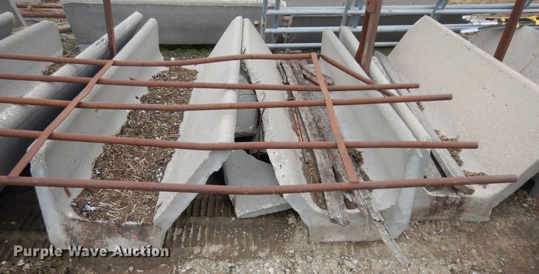 image for item IP9134 Approximately 8 livestock panels