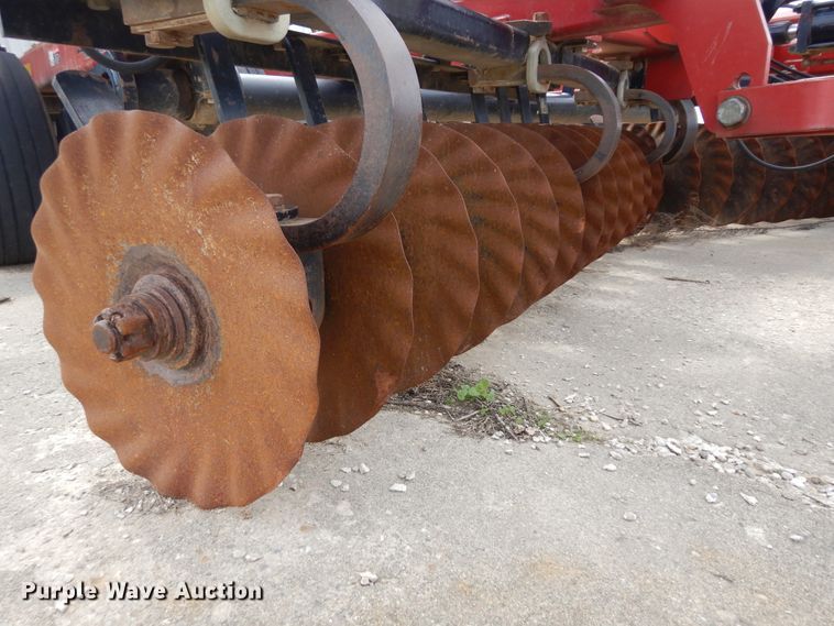 image for item IP9135 Case IH 330 Turbo Till  vertical tillage