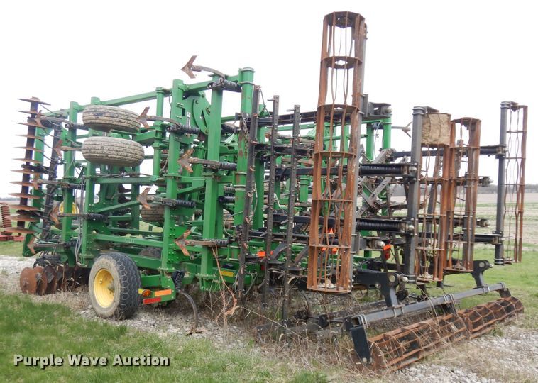 image for item IP9136 John Deere 2310  mulcher finisher