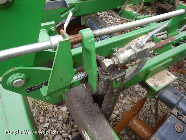 image for item IP9136 John Deere 2310  mulcher finisher