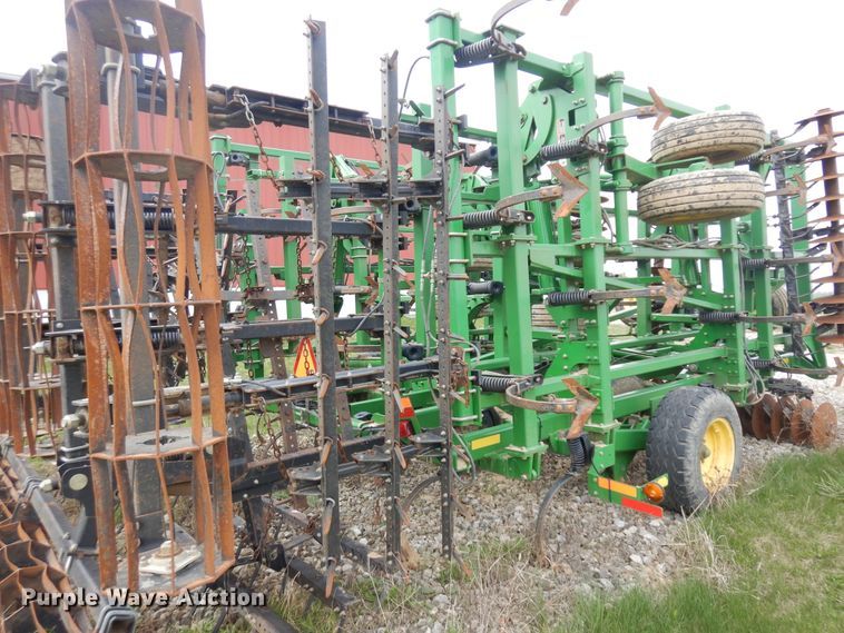 image for item IP9136 John Deere 2310  mulcher finisher