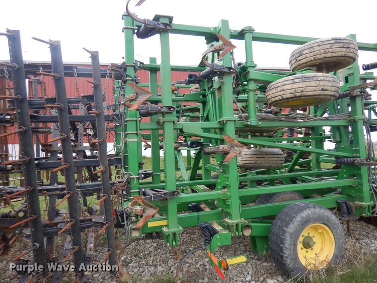 image for item IP9136 John Deere 2310  mulcher finisher