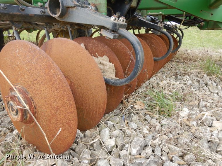 image for item IP9136 John Deere 2310  mulcher finisher