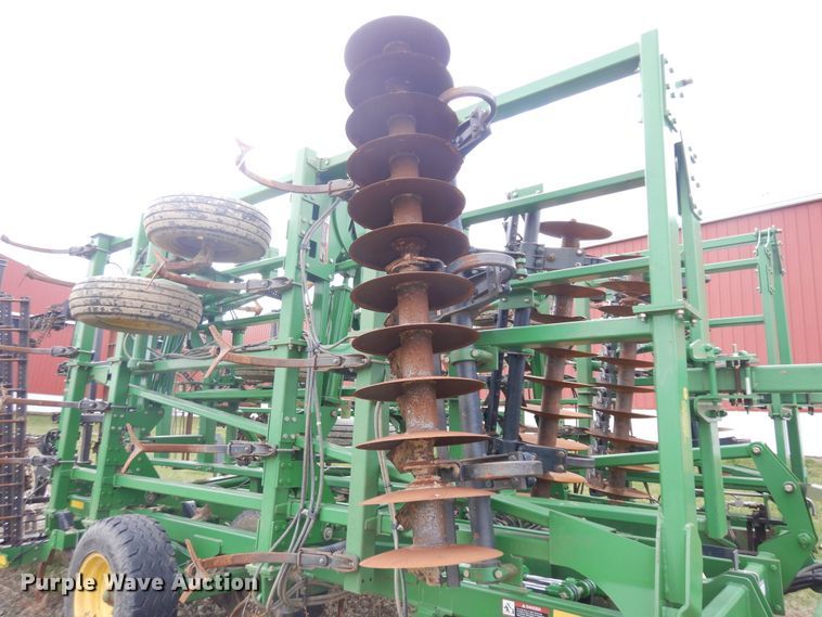 image for item IP9136 John Deere 2310  mulcher finisher