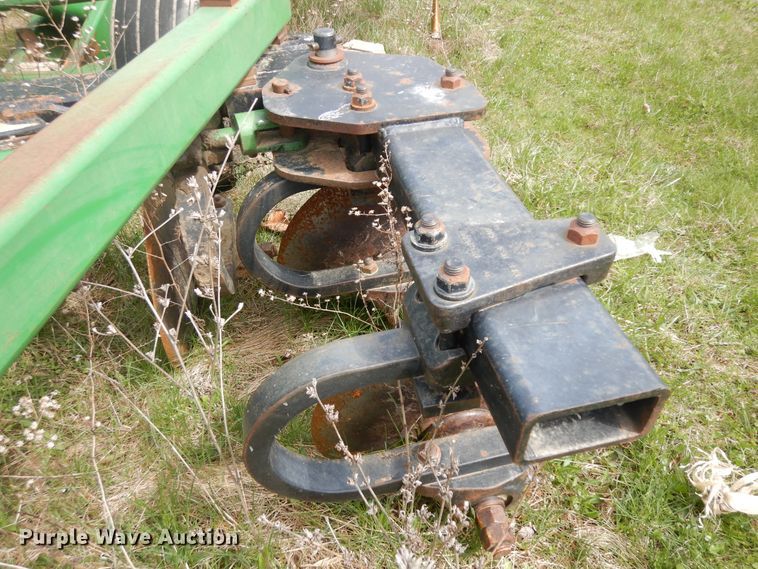 image for item IP9137 John Deere 2700  strip-till