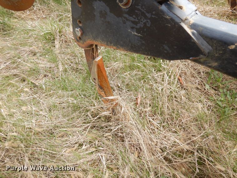 image for item IP9137 John Deere 2700  strip-till