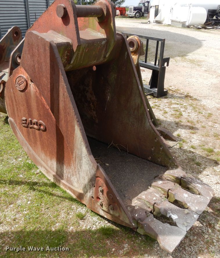 image for item IP9142 Esco  37"W excavator bucket