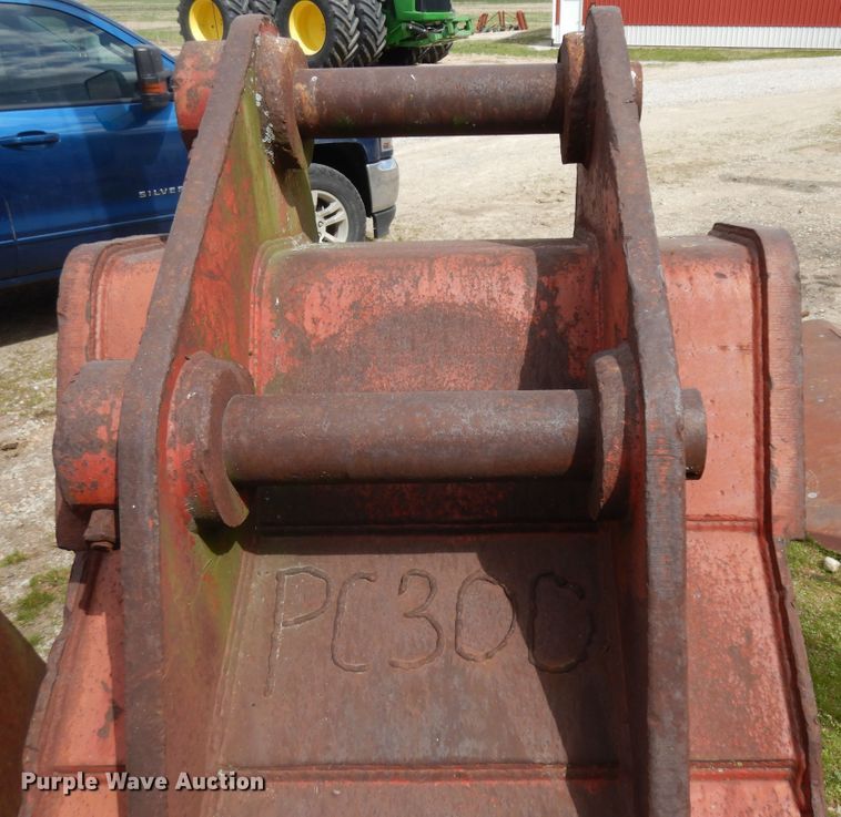 image for item IP9142 Esco  37"W excavator bucket