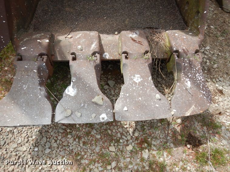 image for item IP9142 Esco  37"W excavator bucket