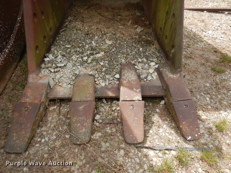 image for item IP9143 John Deere 790 D/E  excavator bucket