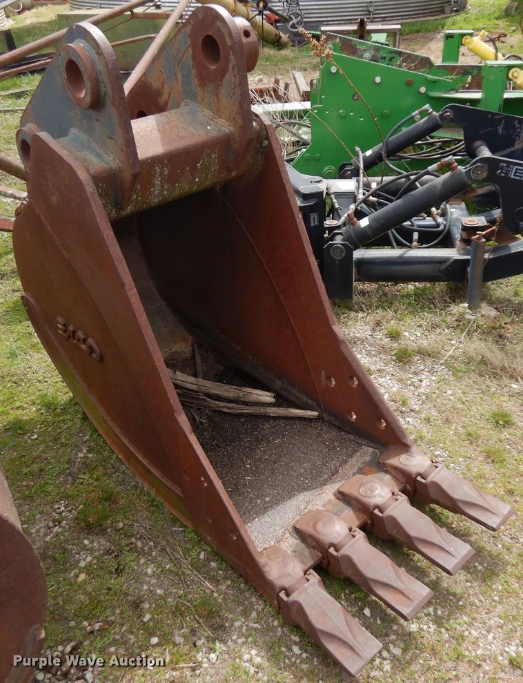 image for item IP9144 24"W excavator bucket