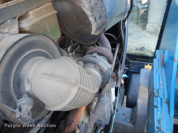 image for item IP9147 1996 New Holland 8360  MFWD tractor