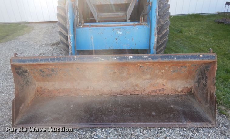 image for item IP9147 1996 New Holland 8360  MFWD tractor