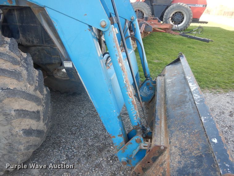 image for item IP9147 1996 New Holland 8360  MFWD tractor