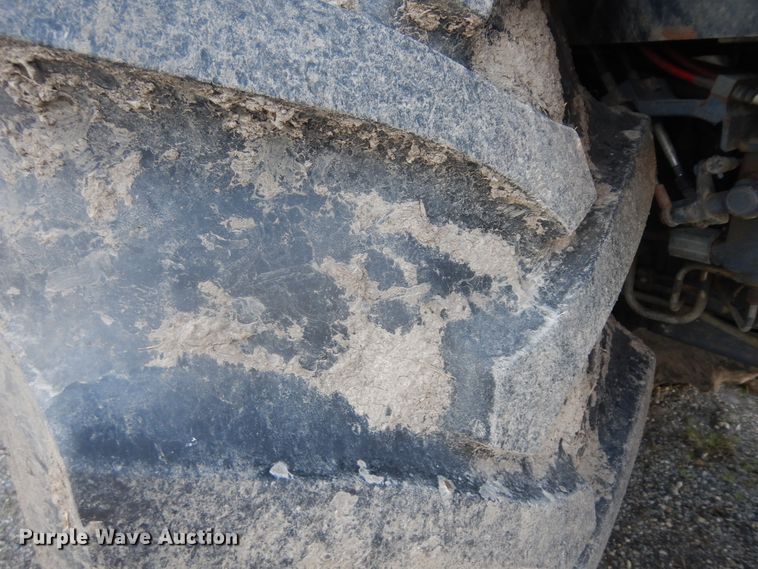 image for item IP9147 1996 New Holland 8360  MFWD tractor