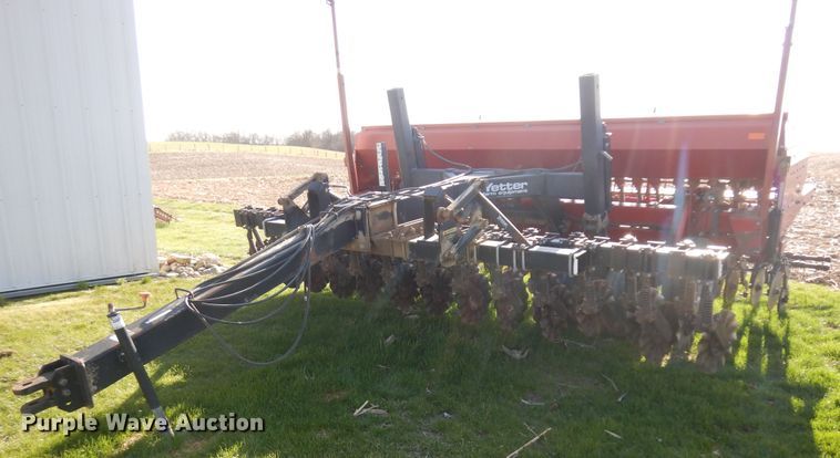 image for item IP9148 Case IH 5400 Minimum Till  no-till grain drill