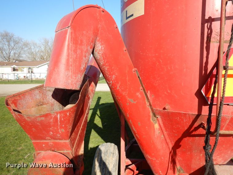 image for item IP9151 Gehl 95XD  feed mixer/grinder