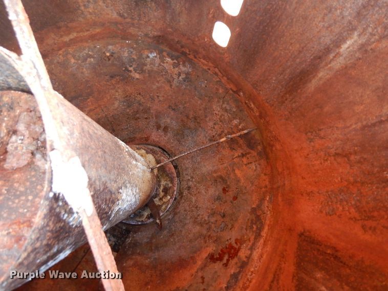 image for item IP9151 Gehl 95XD  feed mixer/grinder