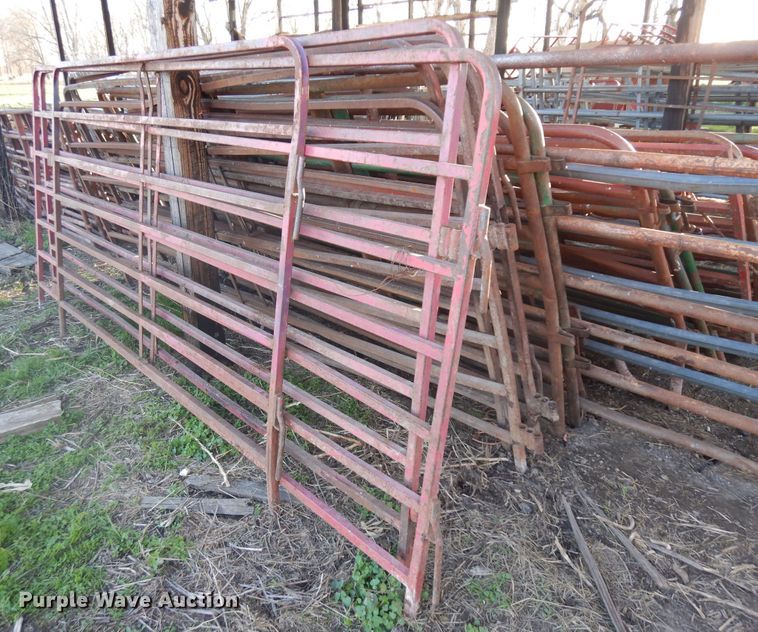 image for item IP9153 Approximately 24 livestock panels