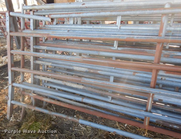 image for item IP9155 Approximately 12 livestock panels