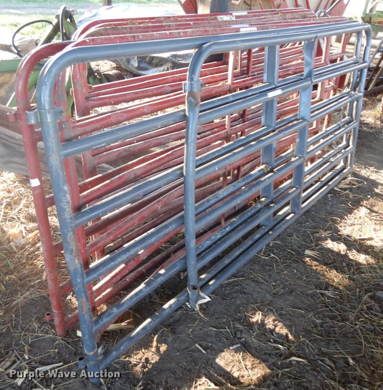 image for item IP9158 Approximately 13 livestock panels