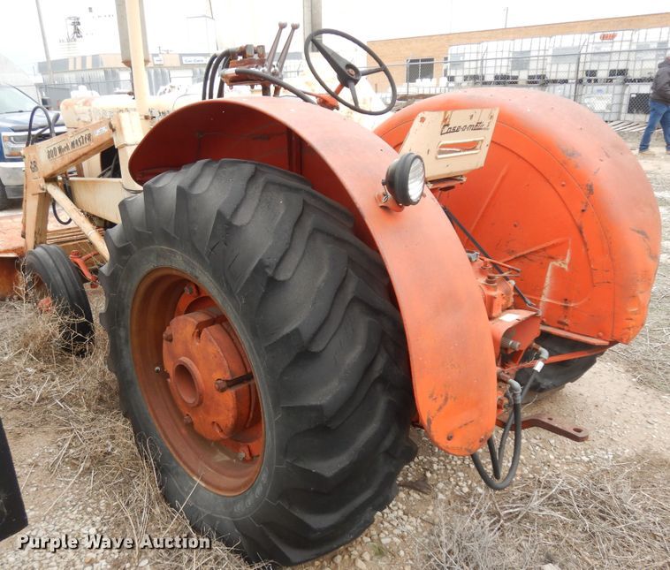 image for item IP9239 Case 830  tractor