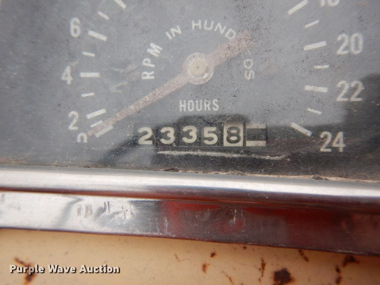 image for item IP9239 Case 830  tractor