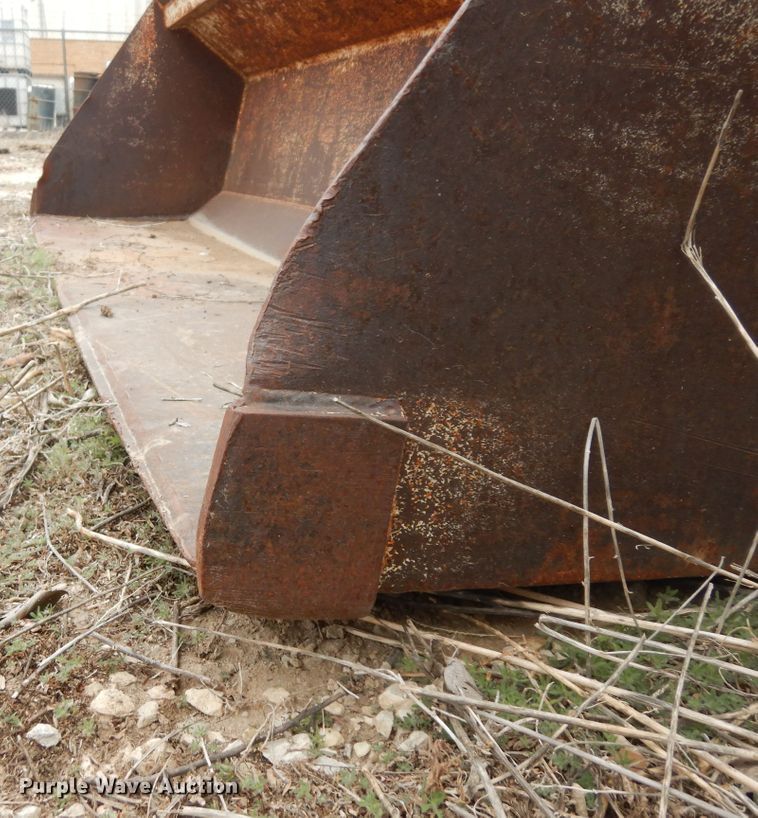 image for item IP9239 Case 830  tractor