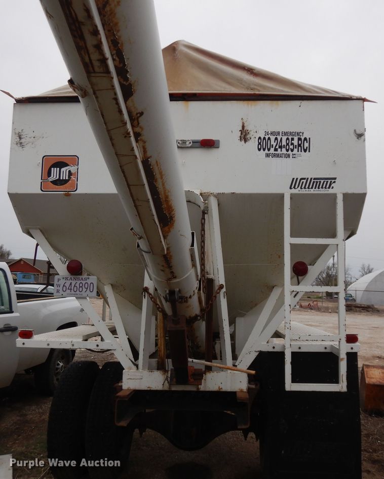 image for item IP9240 1979  Chevrolet C70  seed tender truck