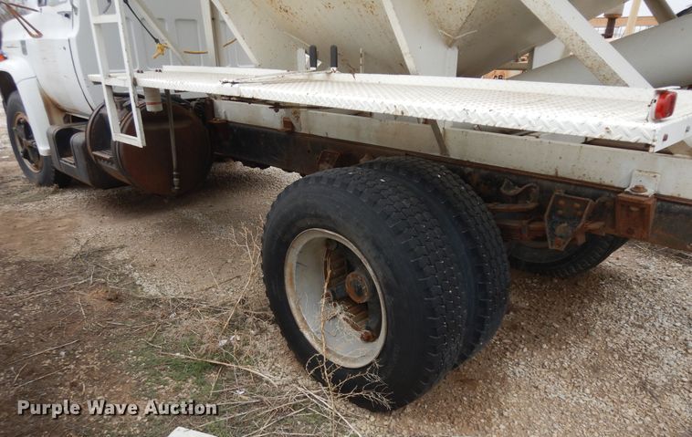 image for item IP9240 1979  Chevrolet C70  seed tender truck