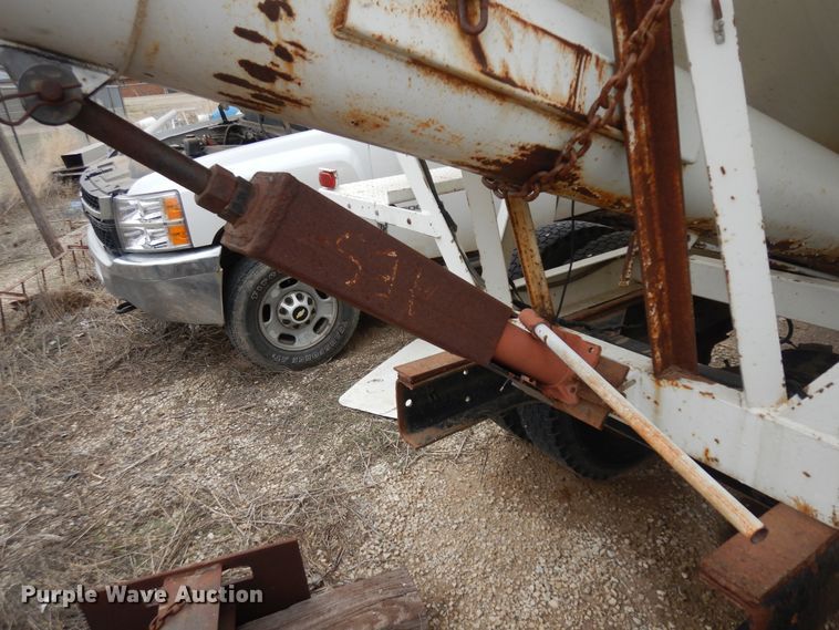 image for item IP9240 1979  Chevrolet C70  seed tender truck