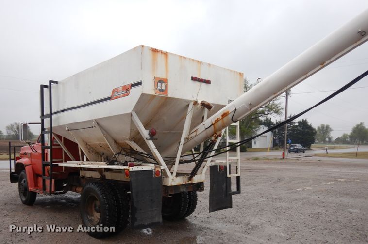 image for item IP9243 1978 Chevrolet C65  fertilizer delivery truck