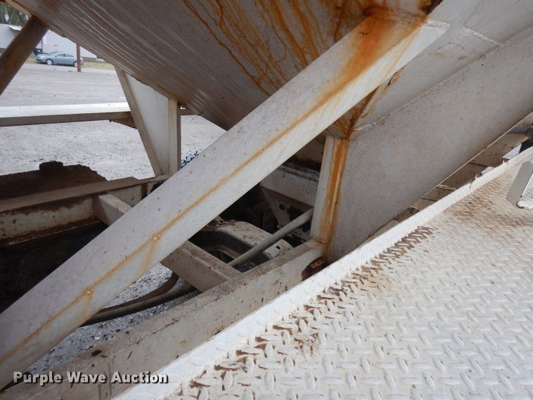 image for item IP9243 1978 Chevrolet C65  fertilizer delivery truck