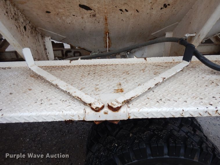 image for item IP9243 1978 Chevrolet C65  fertilizer delivery truck