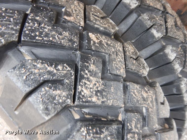 image for item IP9243 1978 Chevrolet C65  fertilizer delivery truck