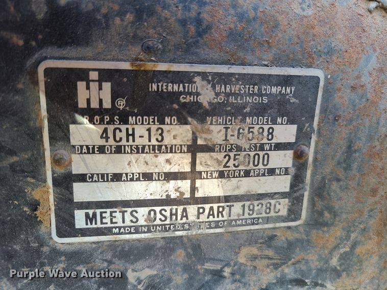 image for item IQ9123 International 6588  4WD tractor