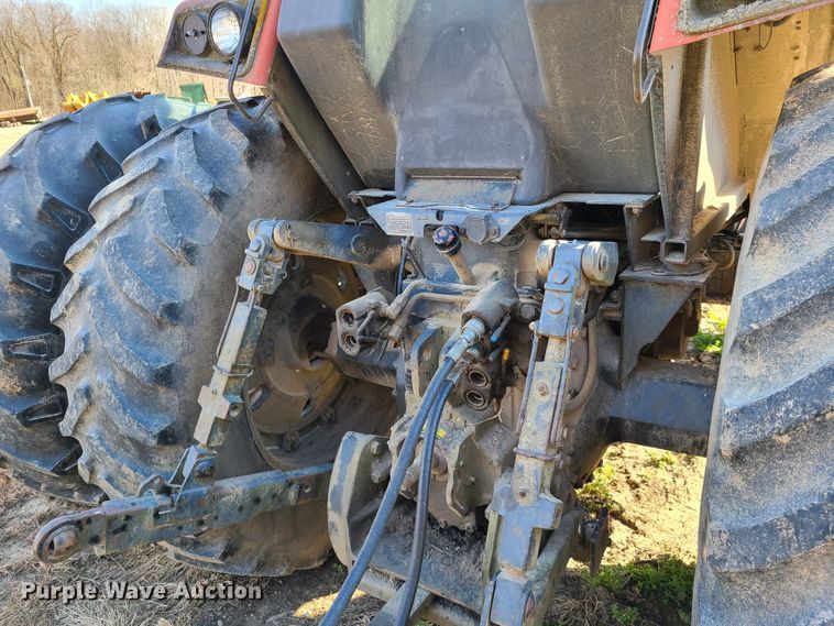 image for item IQ9123 International 6588  4WD tractor