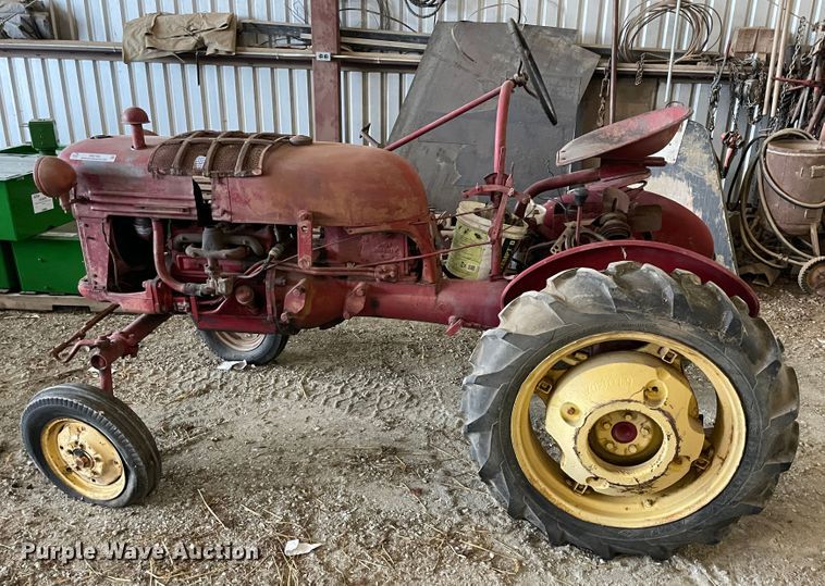 image for item IR9799 1949 International Cub  tractor