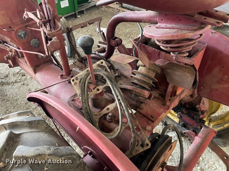 image for item IR9799 1949 International Cub  tractor